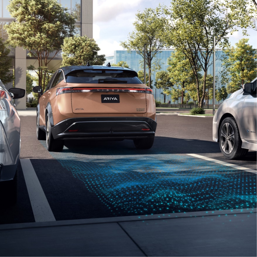 Nissan ARIYA activant la technologie Pro-Pilot Park