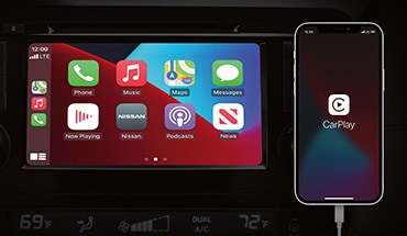 Écran tactile du Nissan Qashqai 2023 montrant l’écran Apple CarPlay