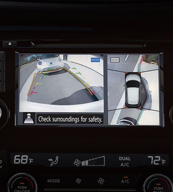 Nissan Qashqai 2023 montrant l’écran de visualisation du périmètre intelligent sur l’écran tactile
