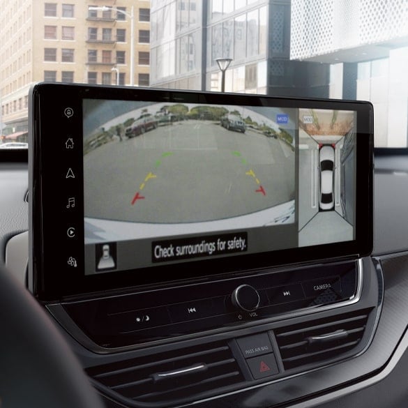 La Nissan Altima 2024 montrant l’écran de visualisation du périmètre intelligent. 