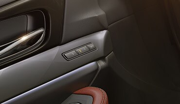 Boutons de la Nissan Maxima 2022 pour le système de mémorisation du siège conducteur, du volant et des rétroviseurs