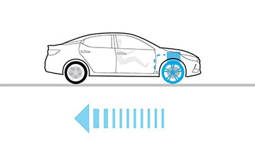 Illustration de la Nissan Maxima 2023 montrant le système de frein moteur intelligent s’arrêtant en douceur.