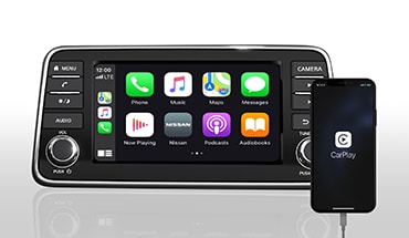  Écran tactile de la Nissan Versa 2022 affichant les applications Apple CarPlay.